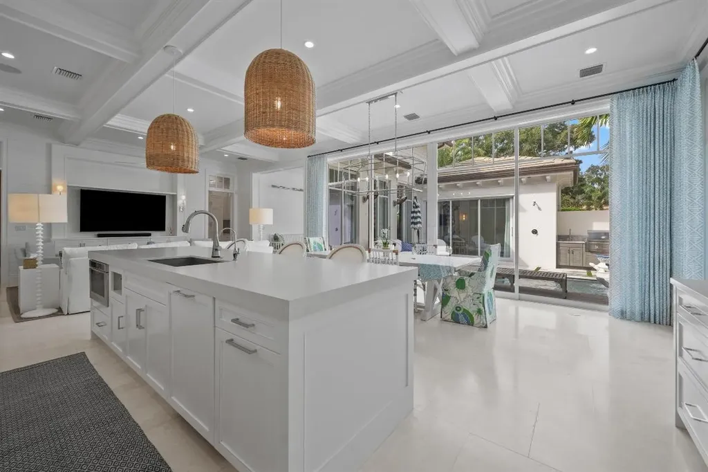 104 Lanitee Circle Jupiter FL 33458