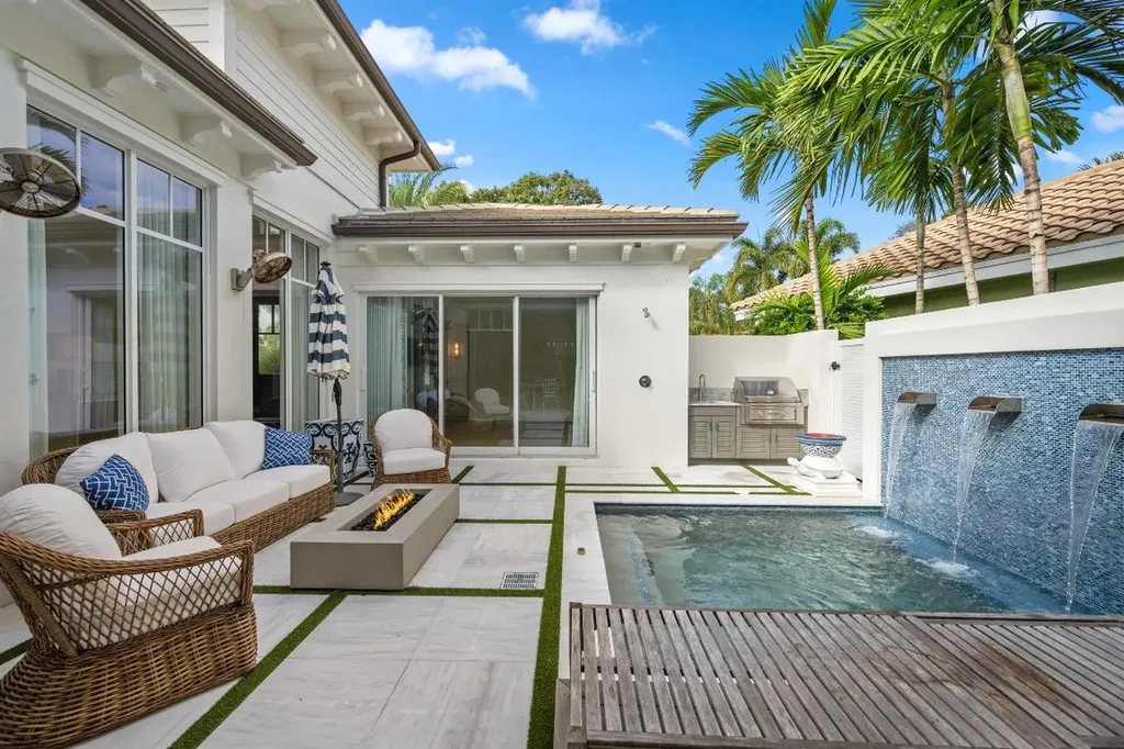 104 Lanitee Circle Jupiter FL 33458