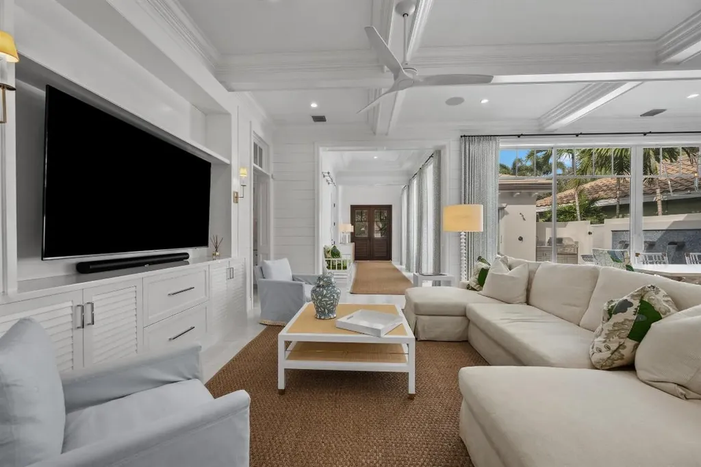 104 Lanitee Circle Jupiter FL 33458