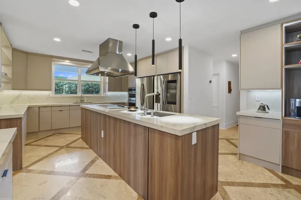 15850 Britten Lane Wellington FL 33414