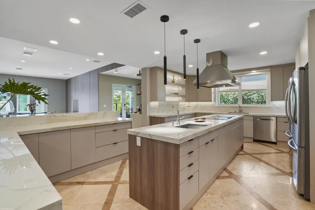 15850 Britten Lane Wellington FL 33414