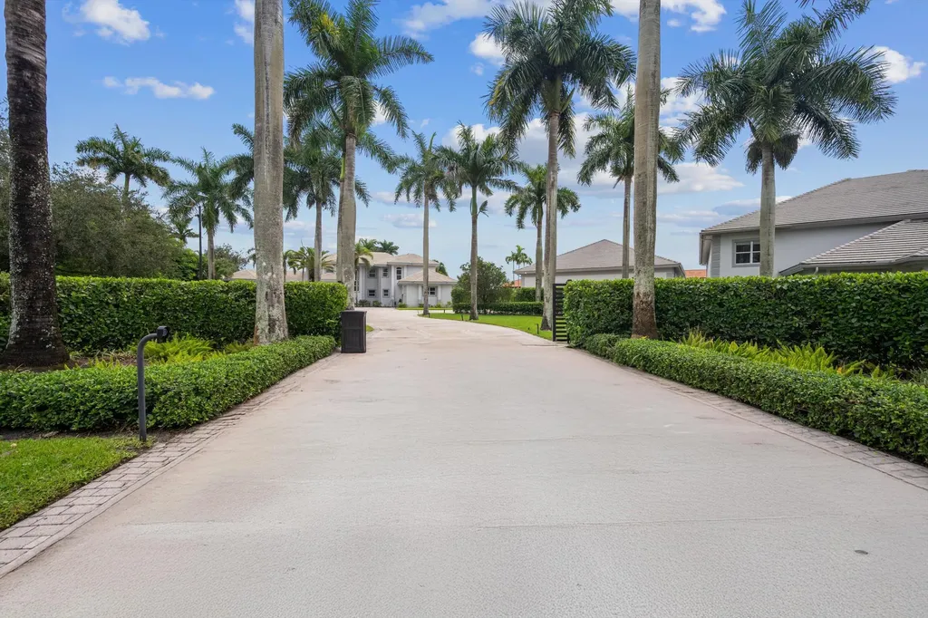 15850 Britten Lane Wellington FL 33414