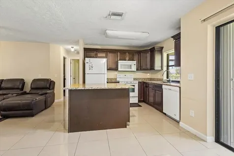 2174 SW Larchmont Lane Port St Lucie FL 34984