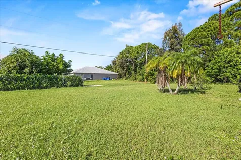 2174 SW Larchmont Lane Port St Lucie FL 34984