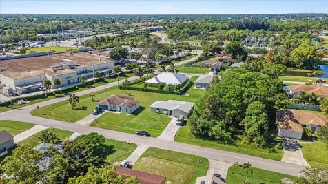 2174 SW Larchmont Lane Port St Lucie FL 34984