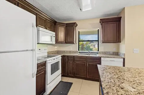 2174 SW Larchmont Lane Port St Lucie FL 34984