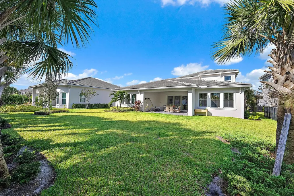 9316 Crestview Circle Palm Beach Gardens FL 33412