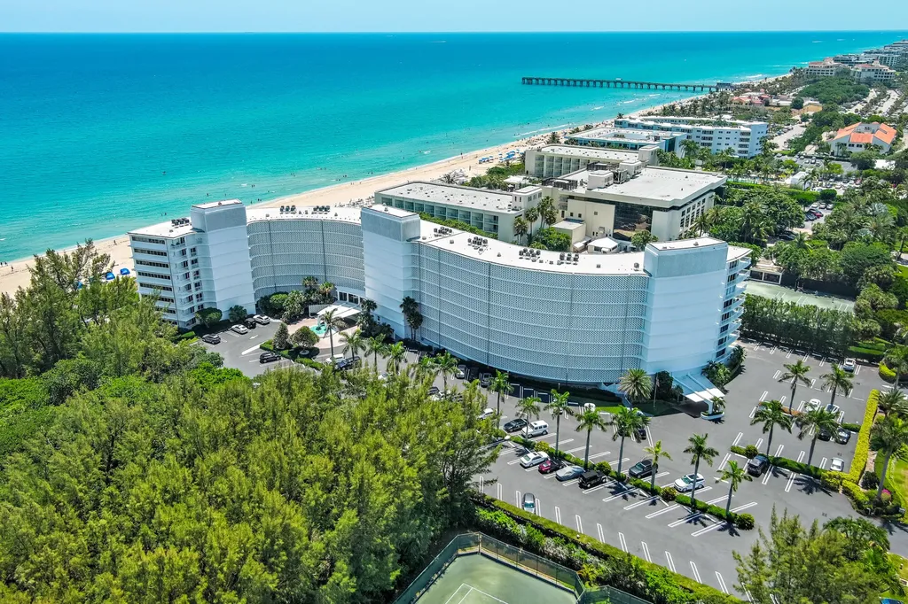 2780 S Ocean Boulevard Palm Beach FL 33480