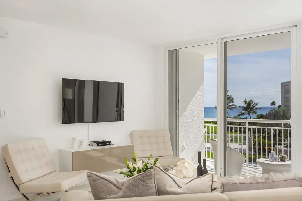 2780 S Ocean Boulevard Palm Beach FL 33480