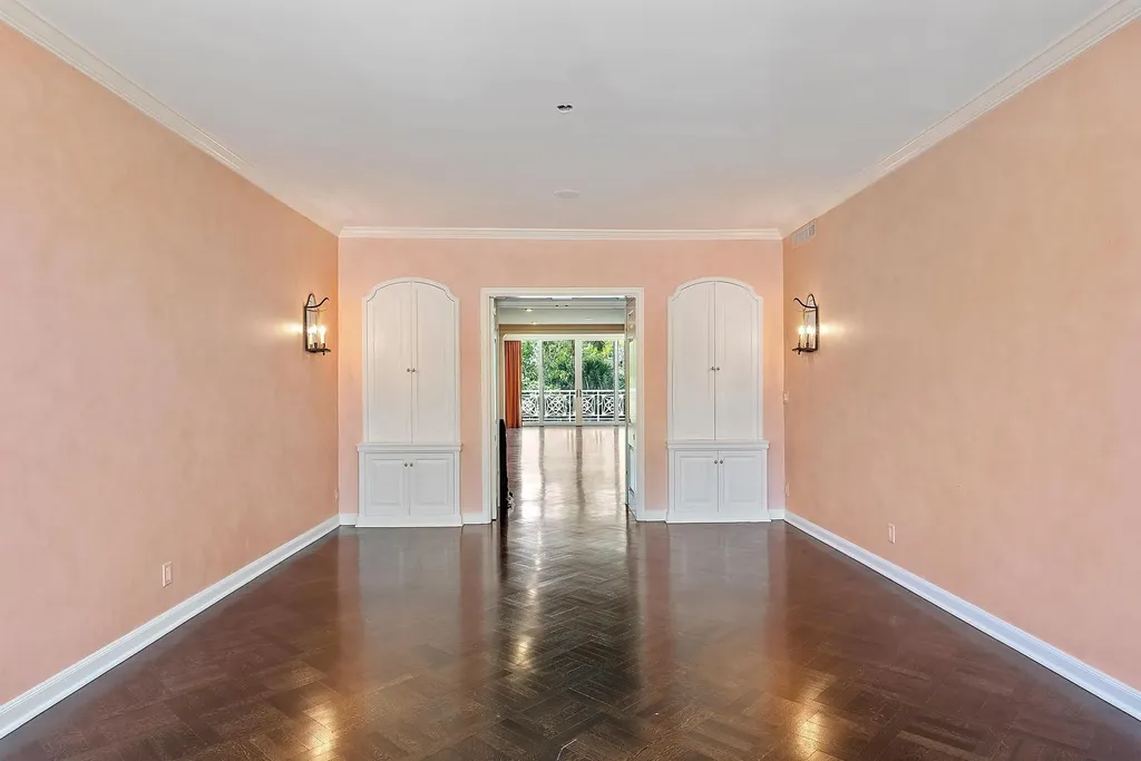 425 Worth Avenue Palm Beach FL 33480