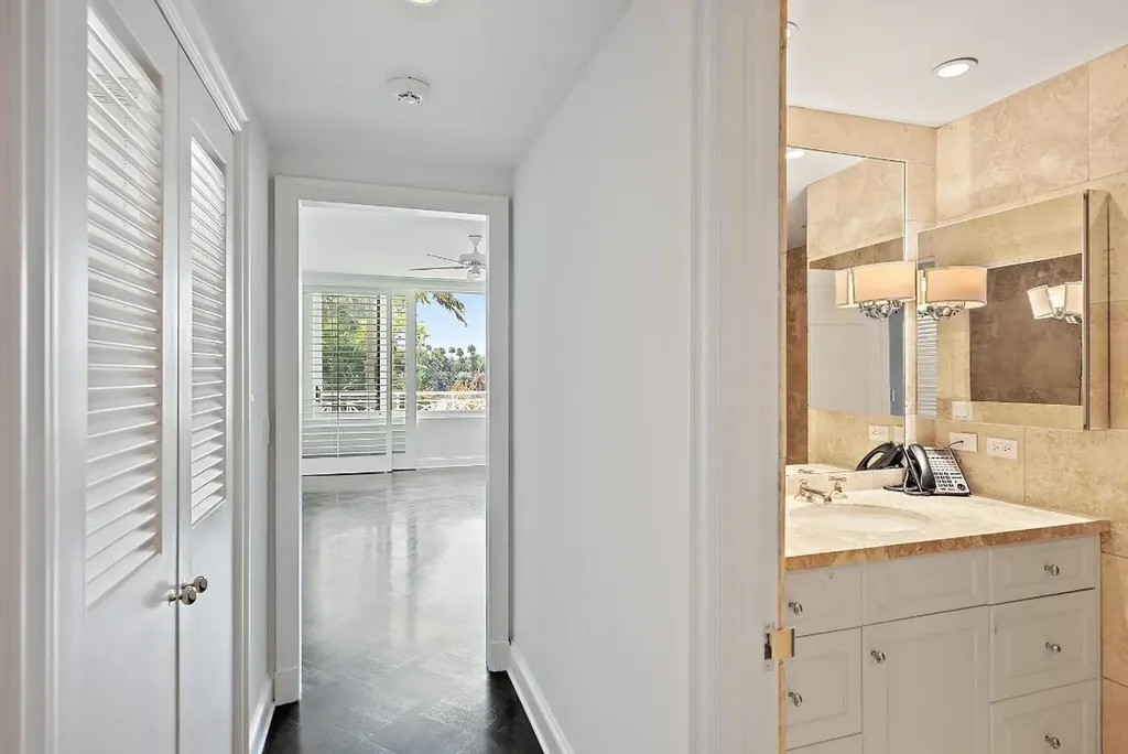 425 Worth Avenue Palm Beach FL 33480