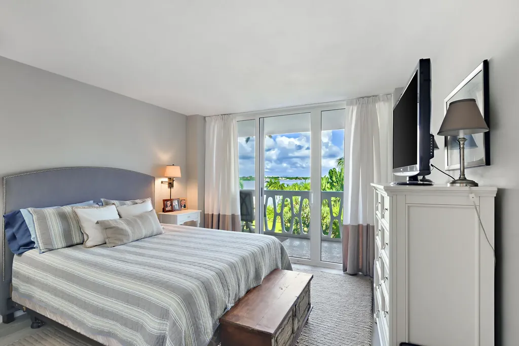 2505 S Ocean Boulevard Palm Beach FL 33480