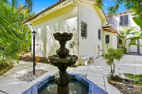 281 Granada Road West Palm Beach FL 33401