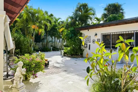 281 Granada Road West Palm Beach FL 33401