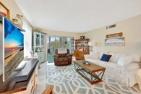 2950 SE Ocean Boulevard Stuart FL 34996