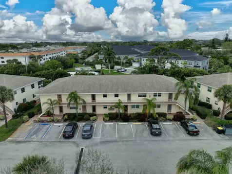 2950 SE Ocean Boulevard Stuart FL 34996