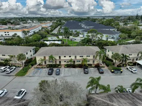 2950 SE Ocean Boulevard Stuart FL 34996