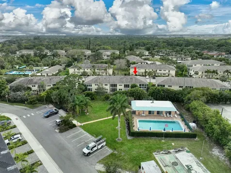2950 SE Ocean Boulevard Stuart FL 34996