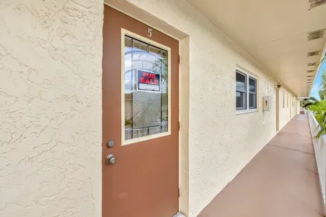 2950 SE Ocean Boulevard Stuart FL 34996