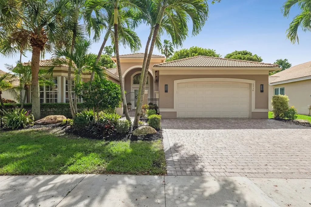 6934 Great Falls Circle Boynton Beach FL 33437