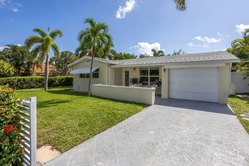 103 16th Avenue South Lake Worth Beach FL 33460