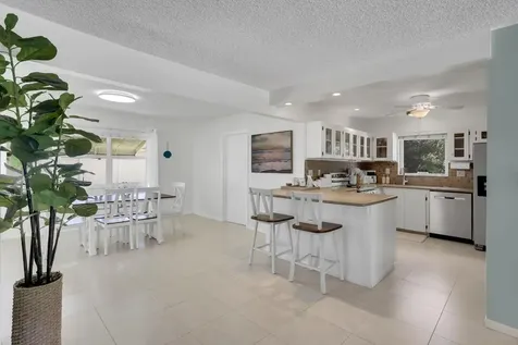 103 16th Avenue South Lake Worth Beach FL 33460