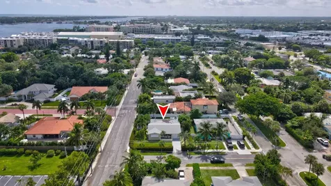 103 16th Avenue South Lake Worth Beach FL 33460