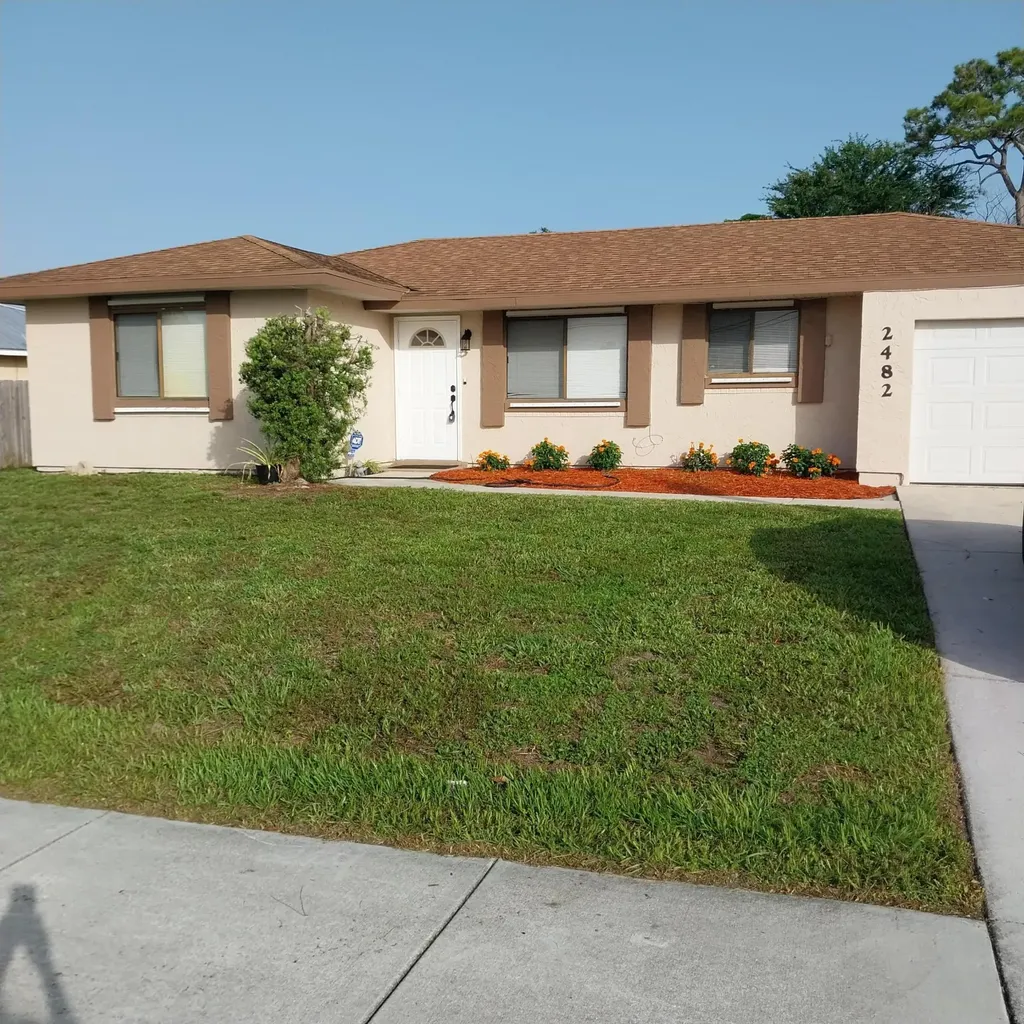2482 SE Floresta Drive Port St Lucie FL 34984