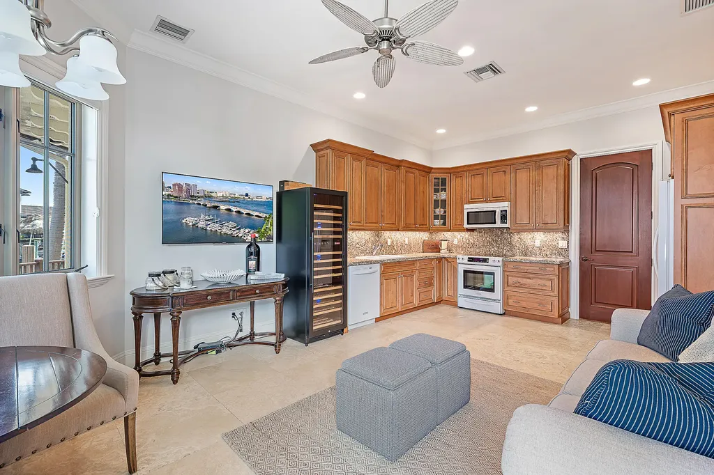 2365 Azure Circle Palm Beach Gardens FL 33410