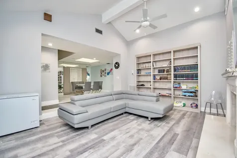 7504 Sierra Drive E Boca Raton FL 33433