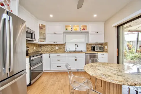 7504 Sierra Drive E Boca Raton FL 33433