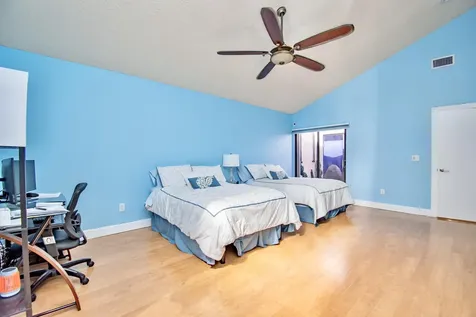 7504 Sierra Drive E Boca Raton FL 33433