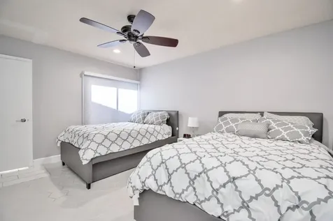 7504 Sierra Drive E Boca Raton FL 33433