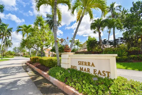 7504 Sierra Drive E Boca Raton FL 33433