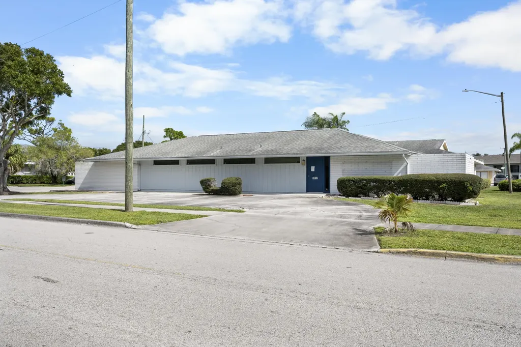 1900 Nebraska Avenue Fort Pierce FL 34950