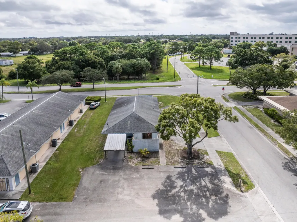 1900 Nebraska Avenue Fort Pierce FL 34950