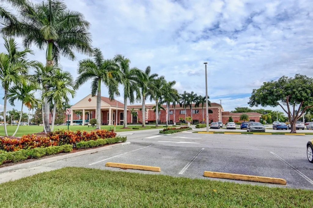 3005 Guildford A Boca Raton FL 33434