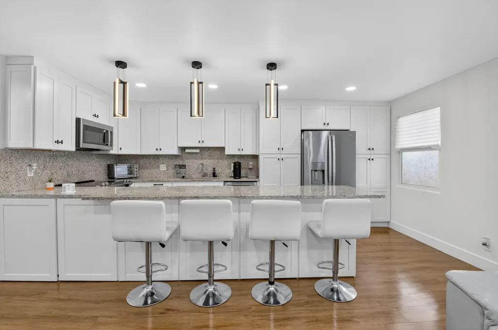 3005 Guildford A Boca Raton FL 33434