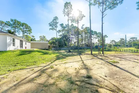 18476 40th Run N Loxahatchee FL 33470