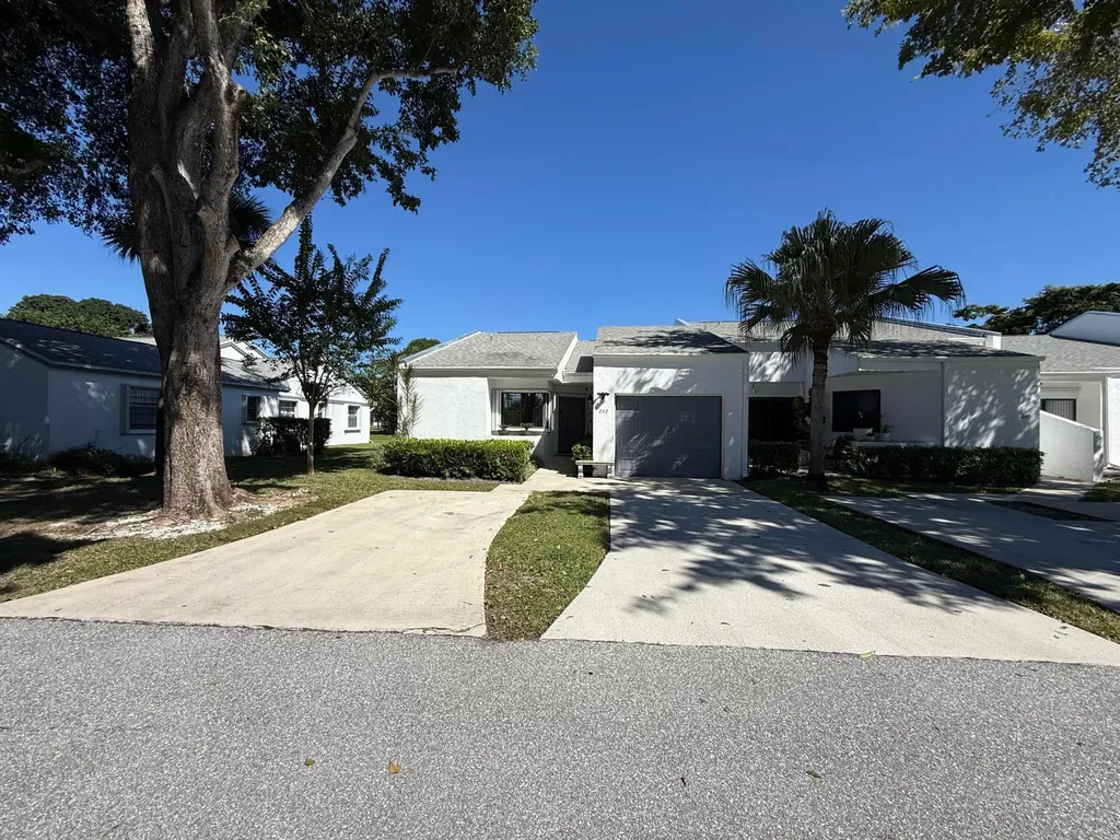 242 Par Drive Royal Palm Beach FL 33411