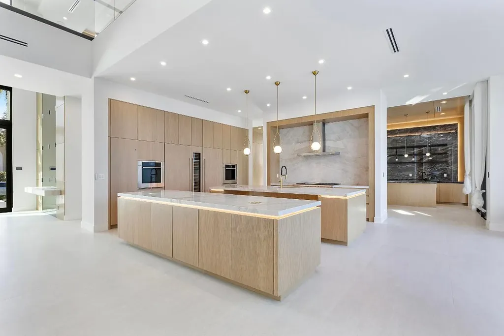 17113 Northway Circle Boca Raton FL 33496