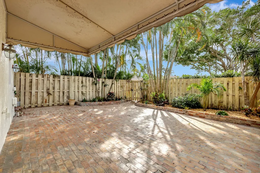 3516 Harbor Circle Delray Beach FL 33483