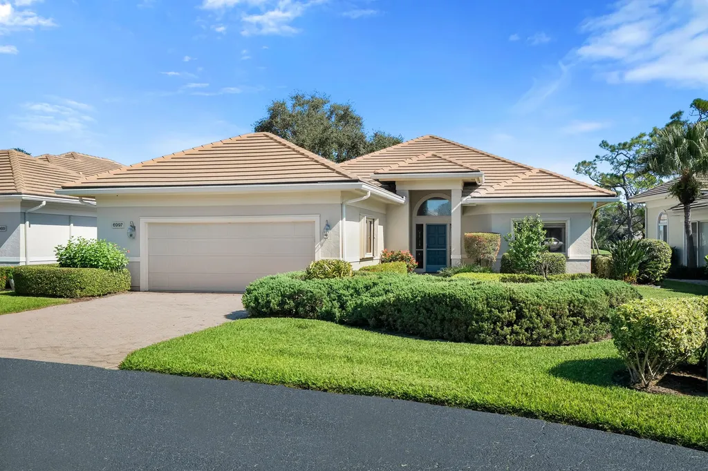 6997 SE Pacific Drive Stuart FL 34997