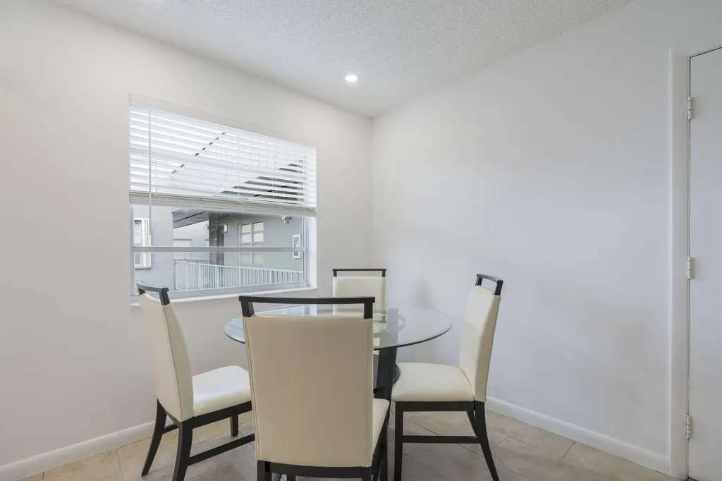 902 Normandy Delray Beach FL 33484