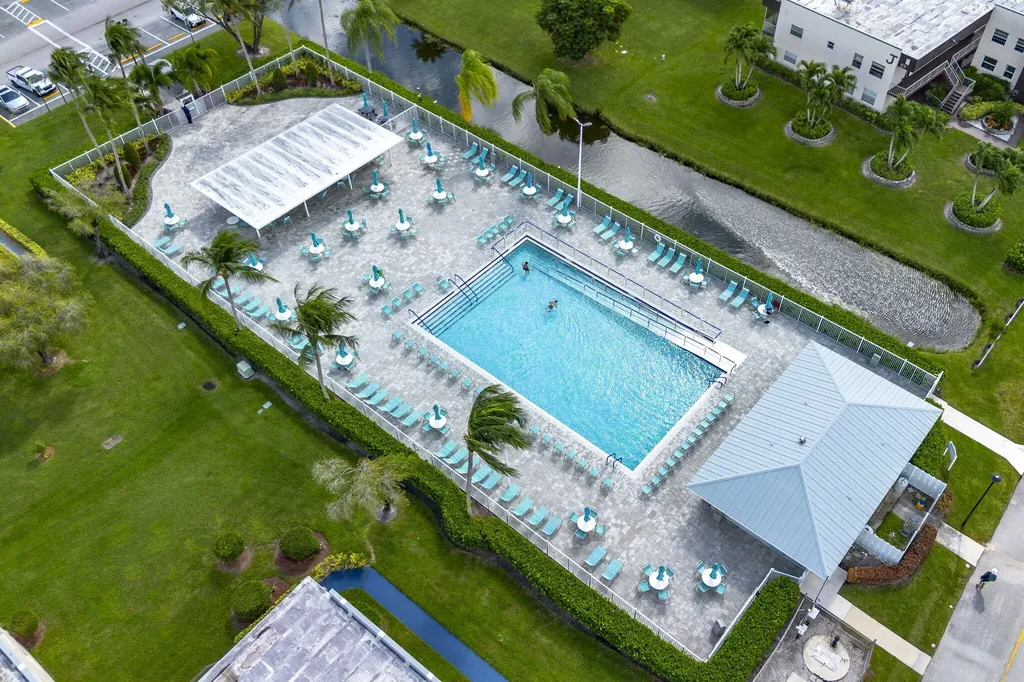 902 Normandy Delray Beach FL 33484