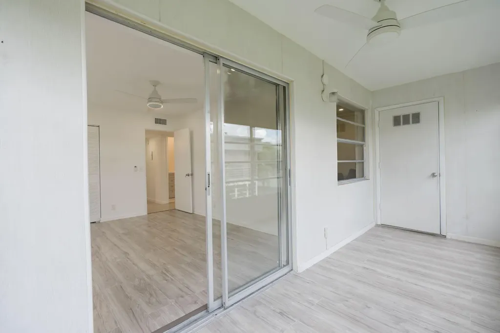 902 Normandy Delray Beach FL 33484