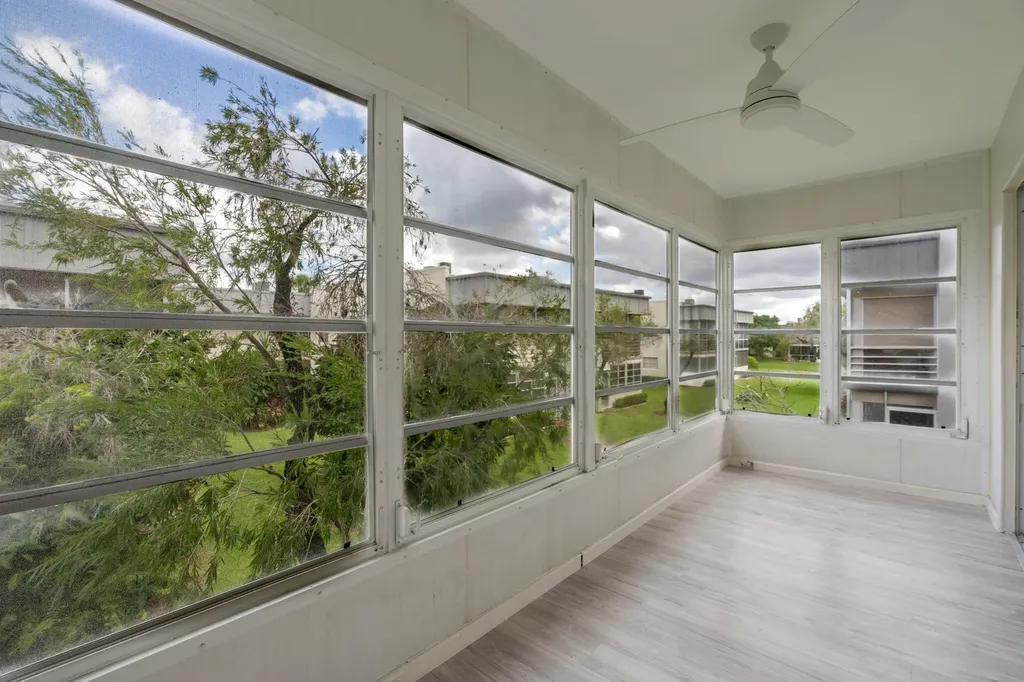 902 Normandy Delray Beach FL 33484