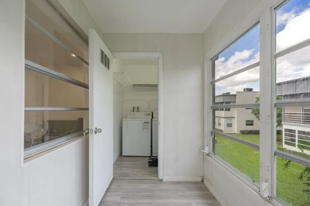 902 Normandy Delray Beach FL 33484