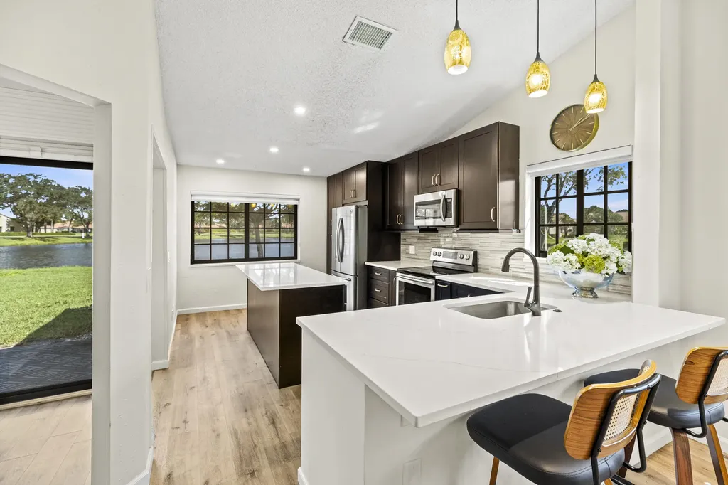 8261 Waterline Drive Boynton Beach FL 33472