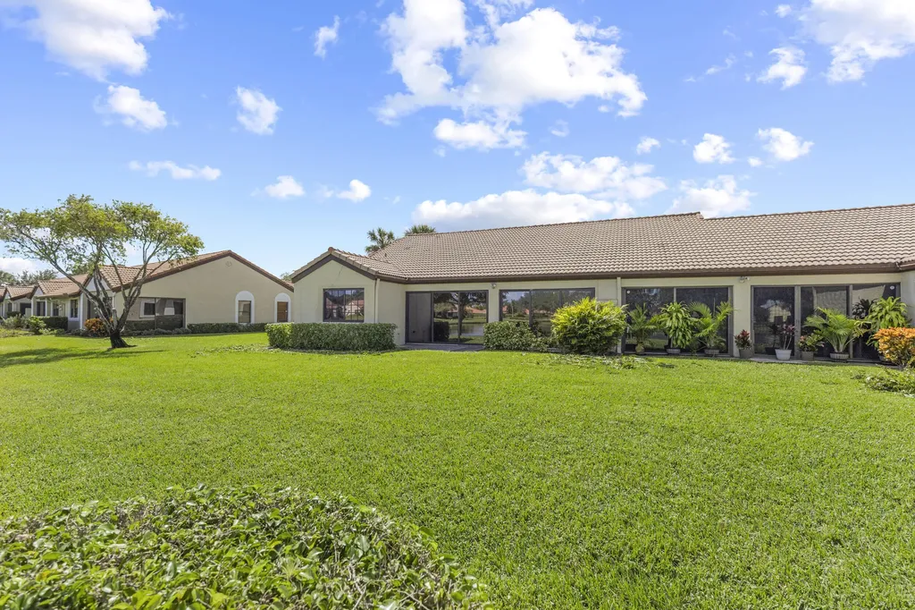 8261 Waterline Drive Boynton Beach FL 33472